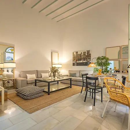 Ohliving Salvador Square * セビリア